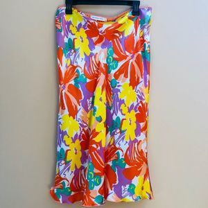 Floral Silk Midi Skirt 💥